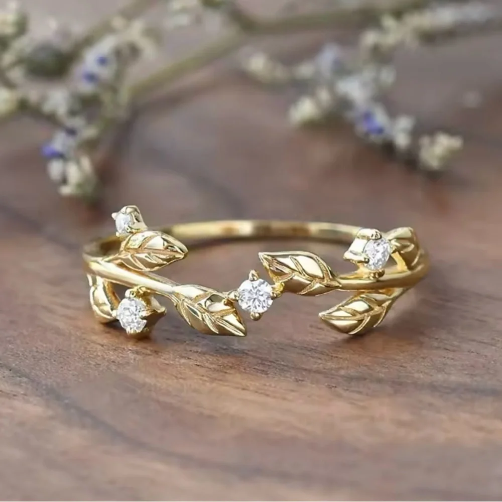 Gorgeous Branch Leaf Ring Cubic Zirconia size 7 - Picture 1 of 6